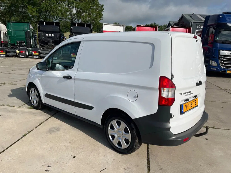 Ford Transit Courier 1.5 EURO 6 - Kis furgon: 5 kép. Ford Transit Courier 1.5 EURO 6 - Kis furgon: 5 kép.