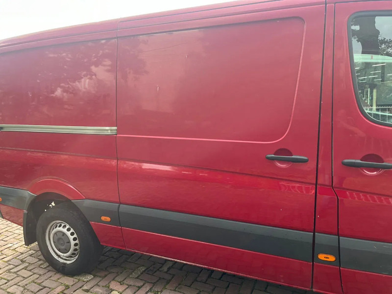 Mercedes-Benz Sprinter 313 CDI L2H1 - Furgon: 5 kép. Mercedes-Benz Sprinter 313 CDI L2H1 - Furgon: 5 kép.