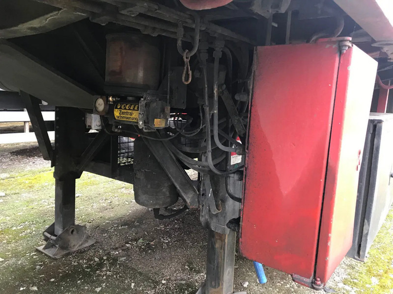Nooteboom OVB-48 VV OPEN LAADBAK UITSCHUIFBAAR - Platós félpótkocsi: 4 kép. Nooteboom OVB-48 VV OPEN LAADBAK UITSCHUIFBAAR - Platós félpótkocsi: 4 kép.