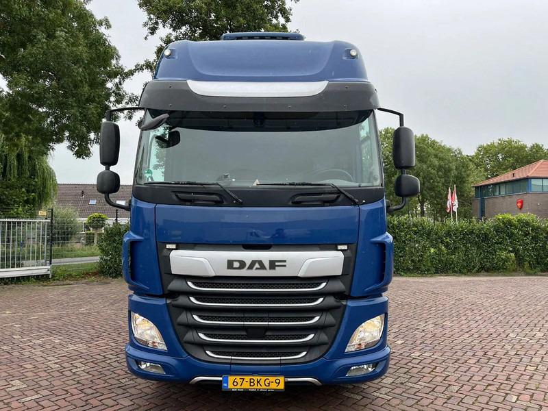 DAF CF 430 FTG EURO 6 - Nyergesvontató: 3 kép. DAF CF 430 FTG EURO 6 - Nyergesvontató: 3 kép.