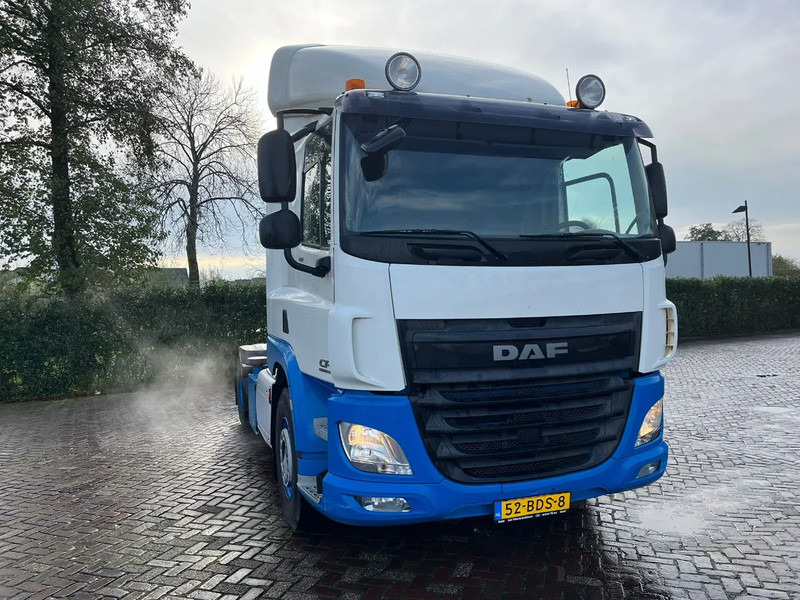 DAF CF 440 FT EURO 6 WITHOUT BULK COMPRESSOR - Nyergesvontató: 4 kép. DAF CF 440 FT EURO 6 WITHOUT BULK COMPRESSOR - Nyergesvontató: 4 kép.