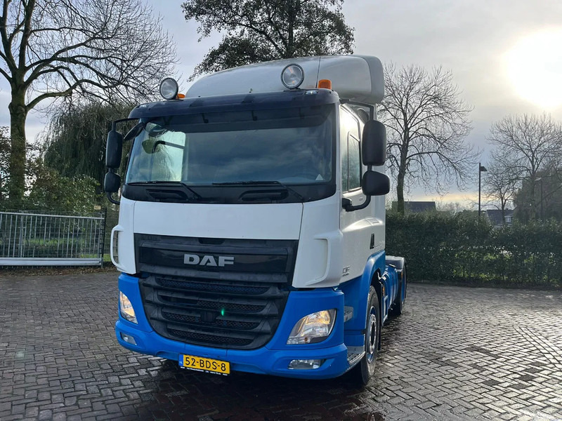 DAF CF 440 FT EURO 6 WITHOUT BULK COMPRESSOR - Nyergesvontató: 2 kép. DAF CF 440 FT EURO 6 WITHOUT BULK COMPRESSOR - Nyergesvontató: 2 kép.