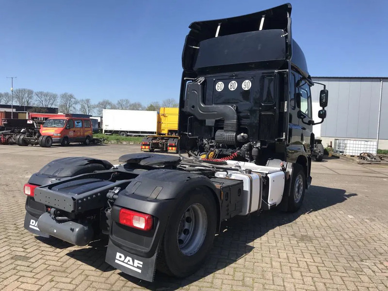 DAF CF 480 FT EURO 6 HYDRAULICS - Nyergesvontató: 4 kép. DAF CF 480 FT EURO 6 HYDRAULICS - Nyergesvontató: 4 kép.