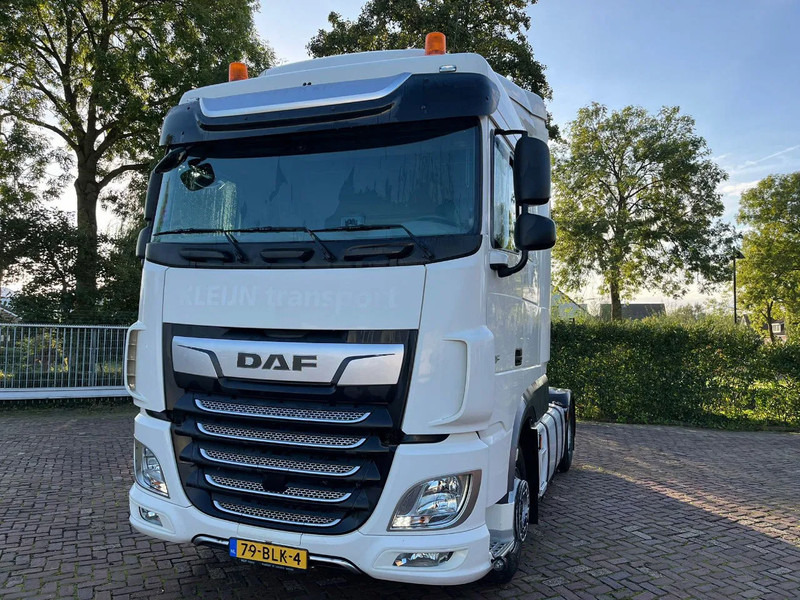 DAF XF 450 FT - Nyergesvontató: 4 kép. DAF XF 450 FT - Nyergesvontató: 4 kép.