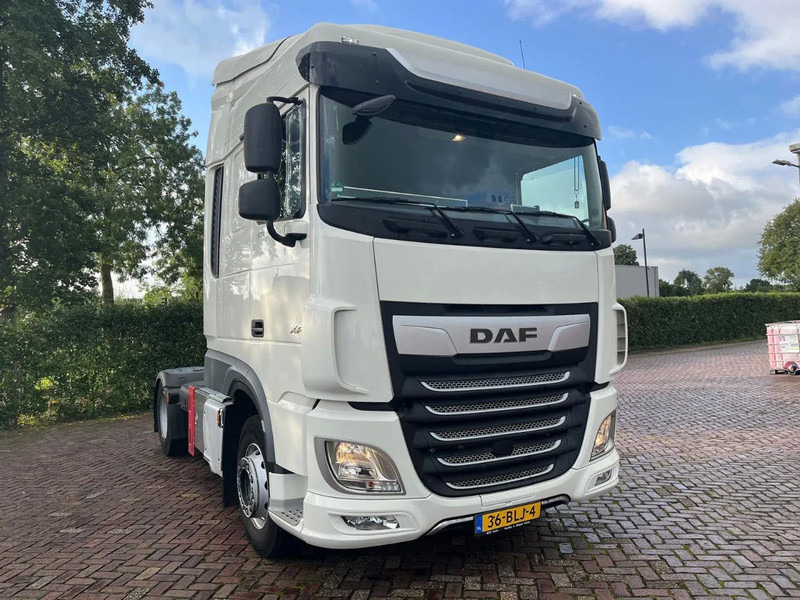 DAF XF 450 FT - Nyergesvontató: 3 kép. DAF XF 450 FT - Nyergesvontató: 3 kép.