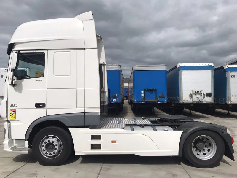 DAF XF 460 FT EURO 6 INTARDER - Nyergesvontató: 4 kép. DAF XF 460 FT EURO 6 INTARDER - Nyergesvontató: 4 kép.