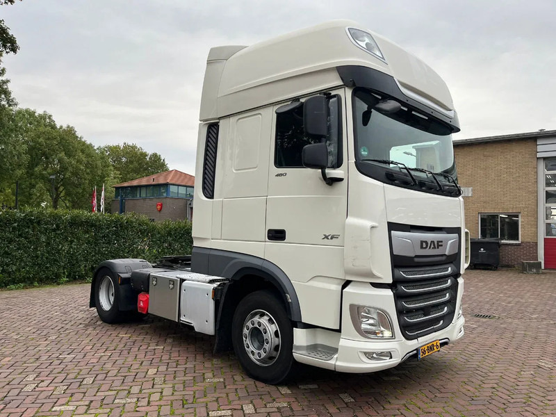 DAF XF 480 FT - Nyergesvontató: 1 kép. DAF XF 480 FT - Nyergesvontató: 1 kép.