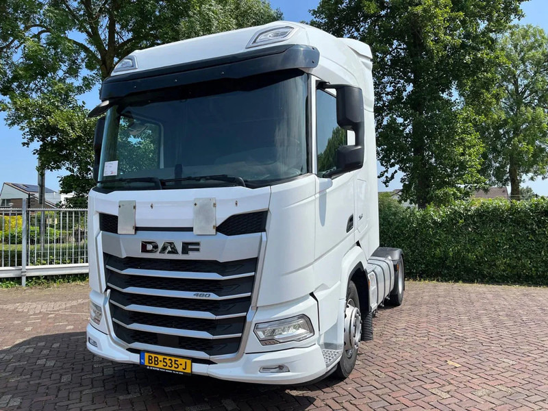 DAF XF 480 FT - Nyergesvontató: 2 kép. DAF XF 480 FT - Nyergesvontató: 2 kép.