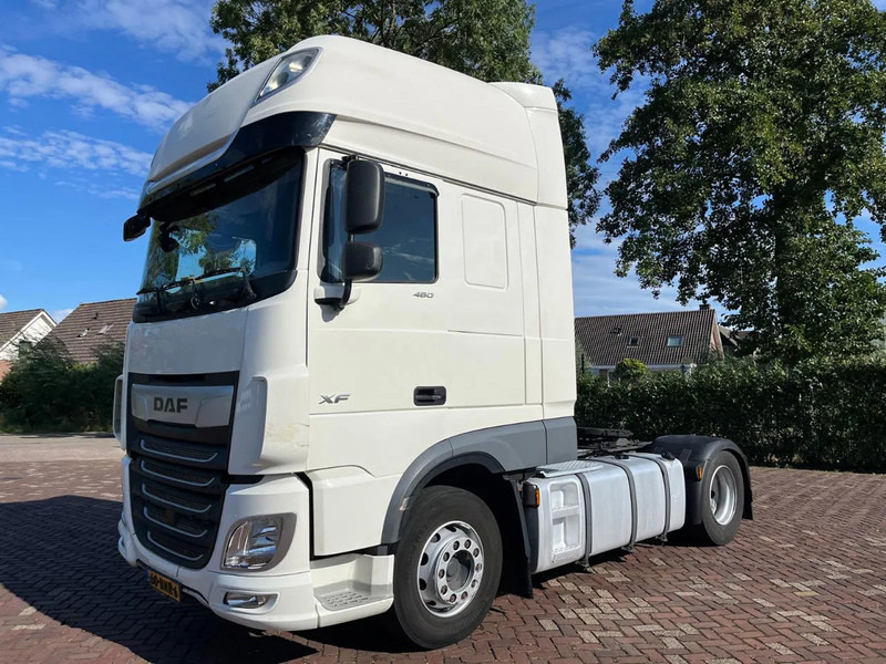 DAF XF 480 FT - Nyergesvontató: 5 kép. DAF XF 480 FT - Nyergesvontató: 5 kép.