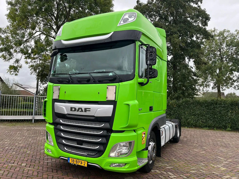 DAF XF 480 FT - Nyergesvontató: 4 kép. DAF XF 480 FT - Nyergesvontató: 4 kép.