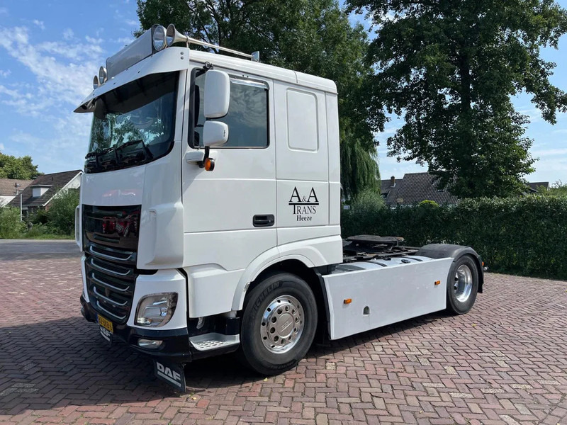 DAF XF 510 FT EURO 6 INTARDER 9TON VOORAS - Nyergesvontató: 1 kép. DAF XF 510 FT EURO 6 INTARDER 9TON VOORAS - Nyergesvontató: 1 kép.