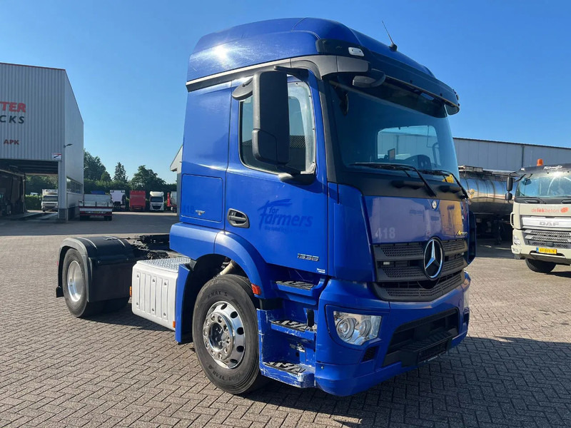 Mercedes-Benz Actros 1936 EURO 6 - Nyergesvontató: 1 kép. Mercedes-Benz Actros 1936 EURO 6 - Nyergesvontató: 1 kép.