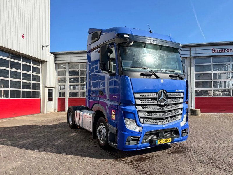 Mercedes-Benz Actros 1942 EURO 5 - Nyergesvontató: 4 kép. Mercedes-Benz Actros 1942 EURO 5 - Nyergesvontató: 4 kép.