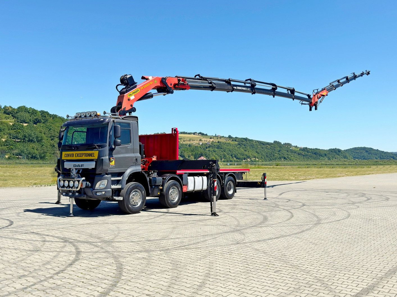 DAF CF 410 * PK 53002 - SH E/JIB PJ 125 E + FUNK*8x4 - Darus autó: 2 kép. DAF CF 410 * PK 53002 - SH E/JIB PJ 125 E + FUNK*8x4 - Darus autó: 2 kép.