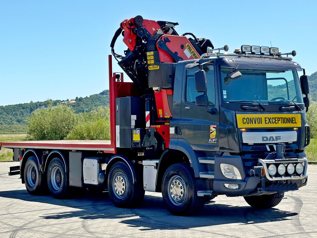 DAF CF 410 * PK 53002 - SH E/JIB PJ 125 E + FUNK*8x4 - Darus autó: 3 kép. DAF CF 410 * PK 53002 - SH E/JIB PJ 125 E + FUNK*8x4 - Darus autó: 3 kép.