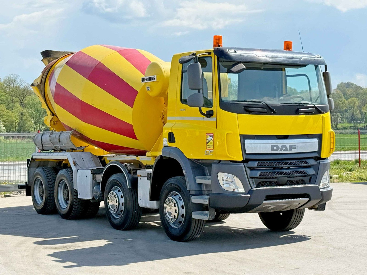 DAF CF 440 * Betonmischer * 8x4 - Betonmixer: 1 kép. DAF CF 440 * Betonmischer * 8x4 - Betonmixer: 1 kép.