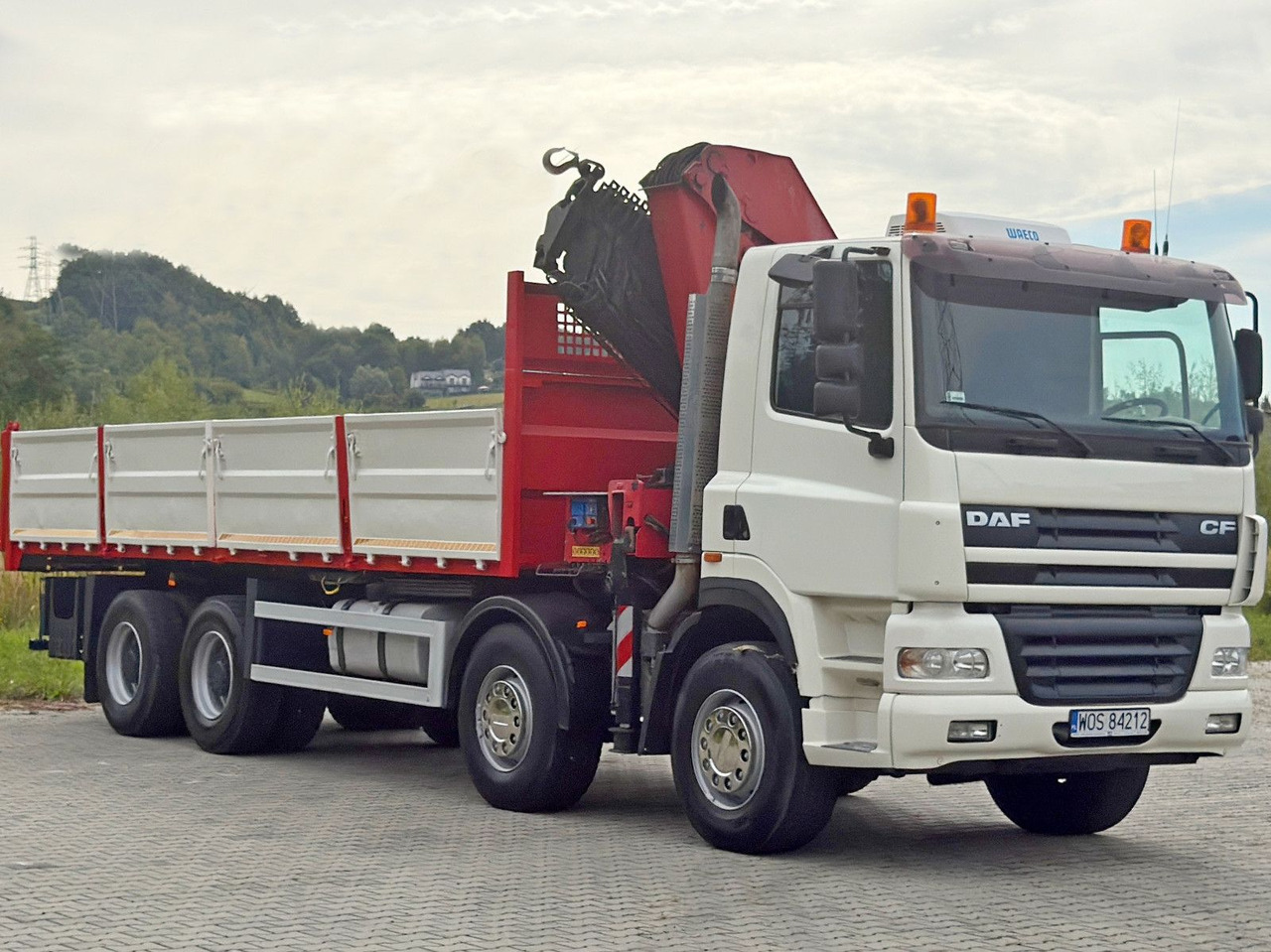 DAF CF 85.380 * HMF 2823 K6 (B3) + FUNK * 8x4 * TOP - Darus autó: 4 kép. DAF CF 85.380 * HMF 2823 K6 (B3) + FUNK * 8x4 * TOP - Darus autó: 4 kép.