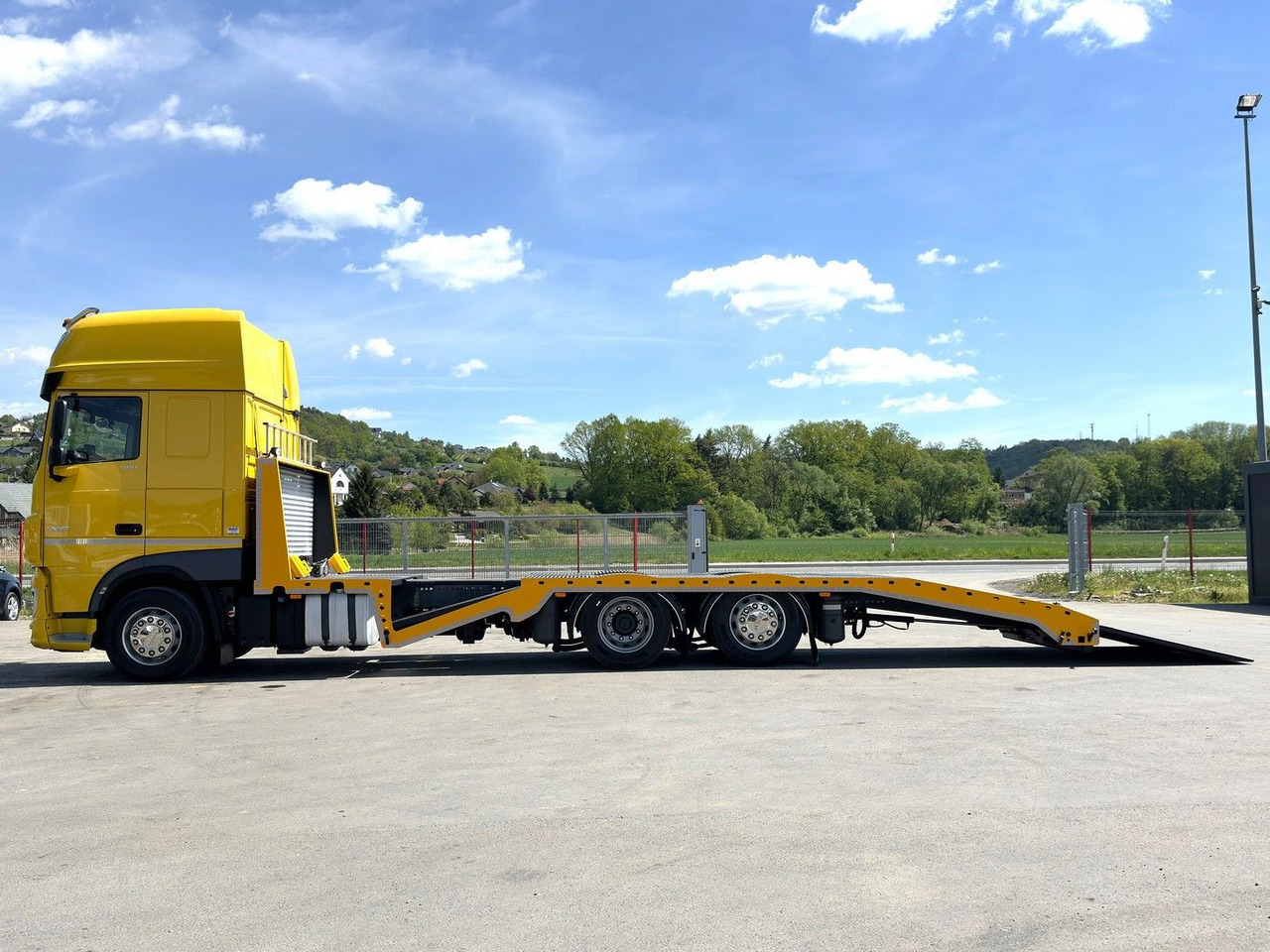 DAF XF 480 * ABSCHLEPPWAGEN 8,80 m * TOPZUSTAND - Vontató: 3 kép. DAF XF 480 * ABSCHLEPPWAGEN 8,80 m * TOPZUSTAND - Vontató: 3 kép.
