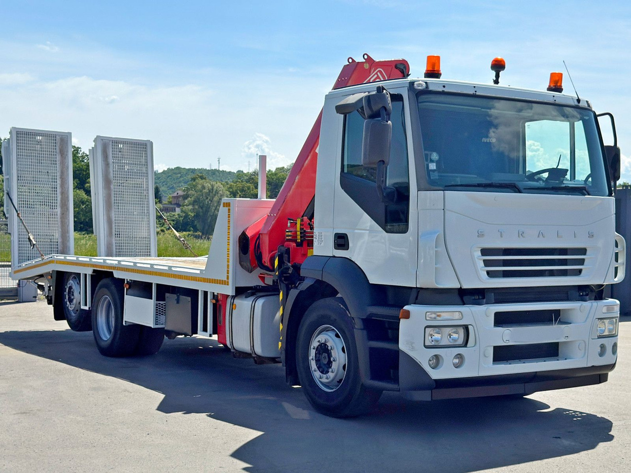 Iveco STRALIS 380 * FASSI F190A.22 + FUNK * TOP - Vontató: 3 kép. Iveco STRALIS 380 * FASSI F190A.22 + FUNK * TOP - Vontató: 3 kép.