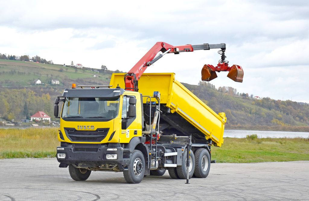 Iveco TRAKKER 360 * Kipper 4,90m* KRAN/FUNK*6x4 Iveco TRAKKER 360 * Kipper 4,90m* KRAN/FUNK*6x4 - Billenőplatós teherautó, Darus autó: 2 kép. Iveco TRAKKER 360 * Kipper 4,90m* KRAN/FUNK*6x4 Iveco TRAKKER 360 * Kipper 4,90m* KRAN/FUNK*6x4 - Billenőplatós teherautó, Darus autó: 2 kép.