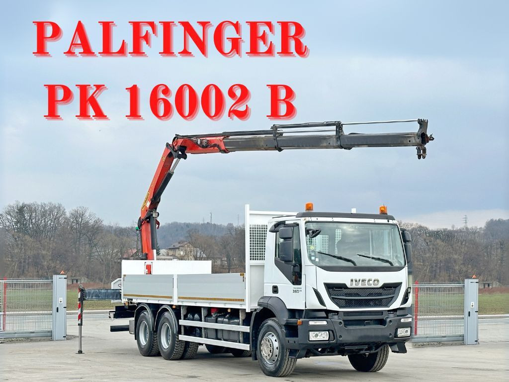 Iveco TRAKKER 360 * PRITSCHE 6,80* PK 16002 B+FUNK*6x4 - Darus autó, Platós teherautó: 1 kép. Iveco TRAKKER 360 * PRITSCHE 6,80* PK 16002 B+FUNK*6x4 - Darus autó, Platós teherautó: 1 kép.