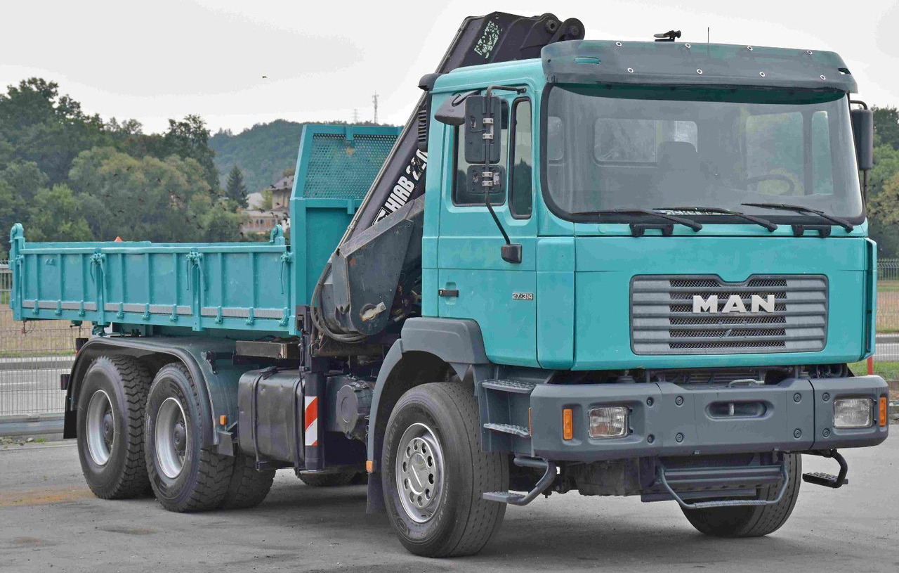 MAN 27-314 * HIAB 220 C - 3 + FUNK * 6x4 - Billenőplatós teherautó, Darus autó: 4 kép. MAN 27-314 * HIAB 220 C - 3 + FUNK * 6x4 - Billenőplatós teherautó, Darus autó: 4 kép.