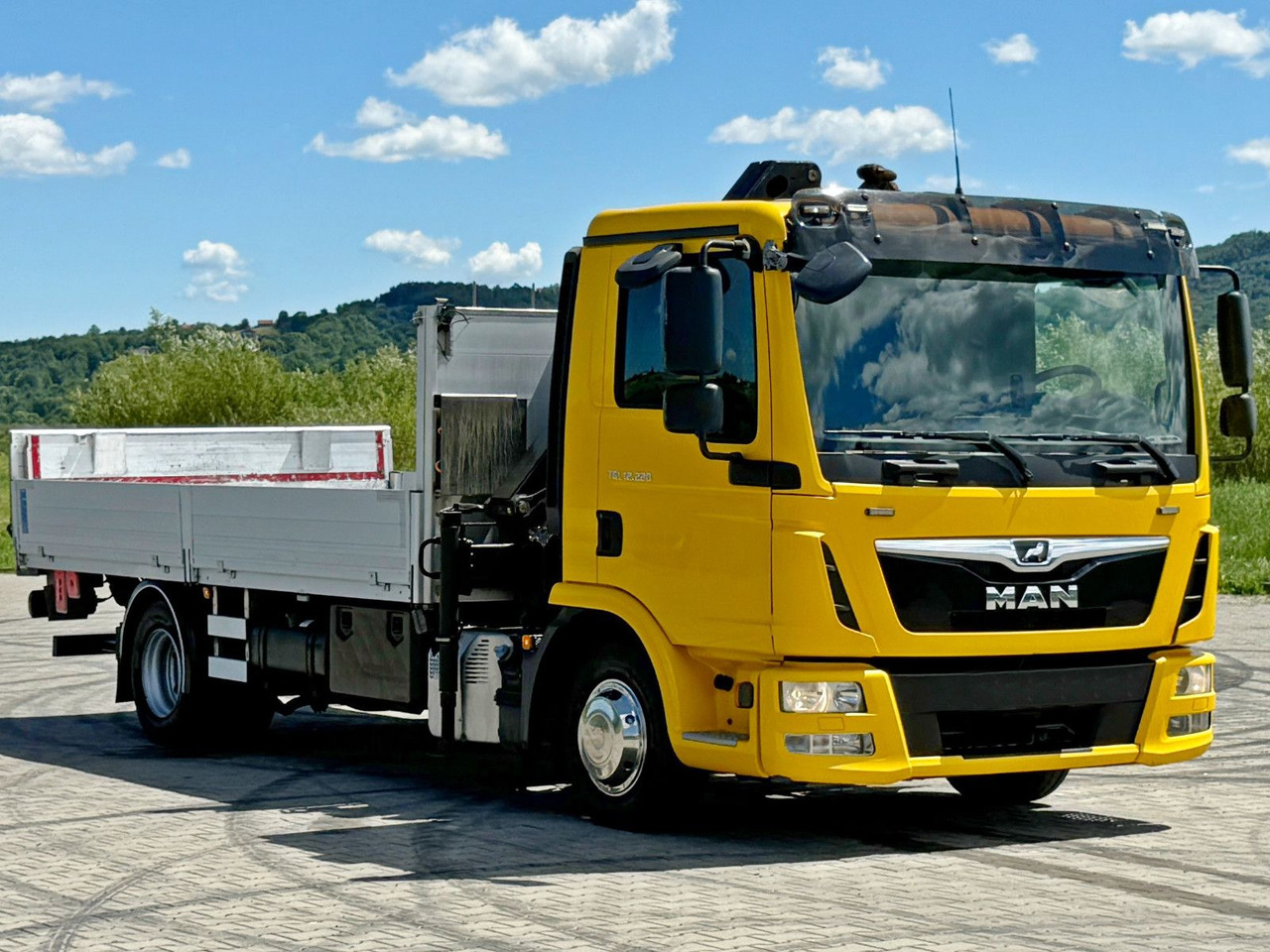 MAN TGL 12.220* PK 7.501 SLD C + FUNK + LIFT*TO - Darus autó: 3 kép. MAN TGL 12.220* PK 7.501 SLD C + FUNK + LIFT*TO - Darus autó: 3 kép.