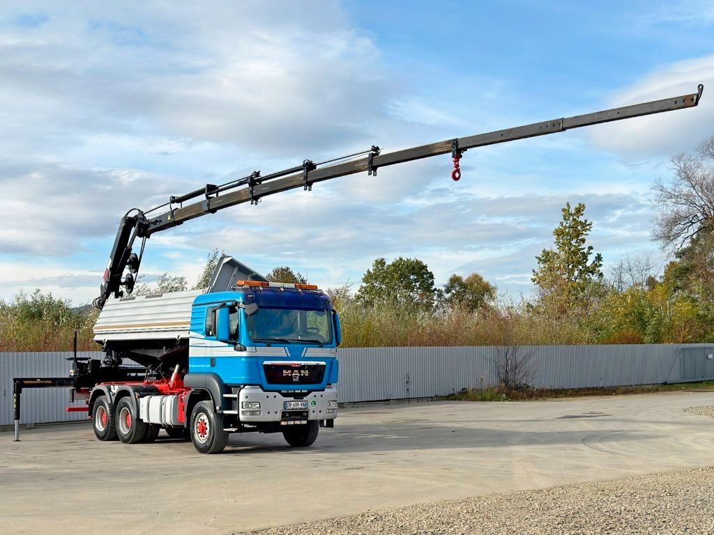 MAN TGS 26.480 * HIAB 220 - C5 + FUNK / 6x6 - Billenőplatós teherautó, Darus autó: 2 kép. MAN TGS 26.480 * HIAB 220 - C5 + FUNK / 6x6 - Billenőplatós teherautó, Darus autó: 2 kép.
