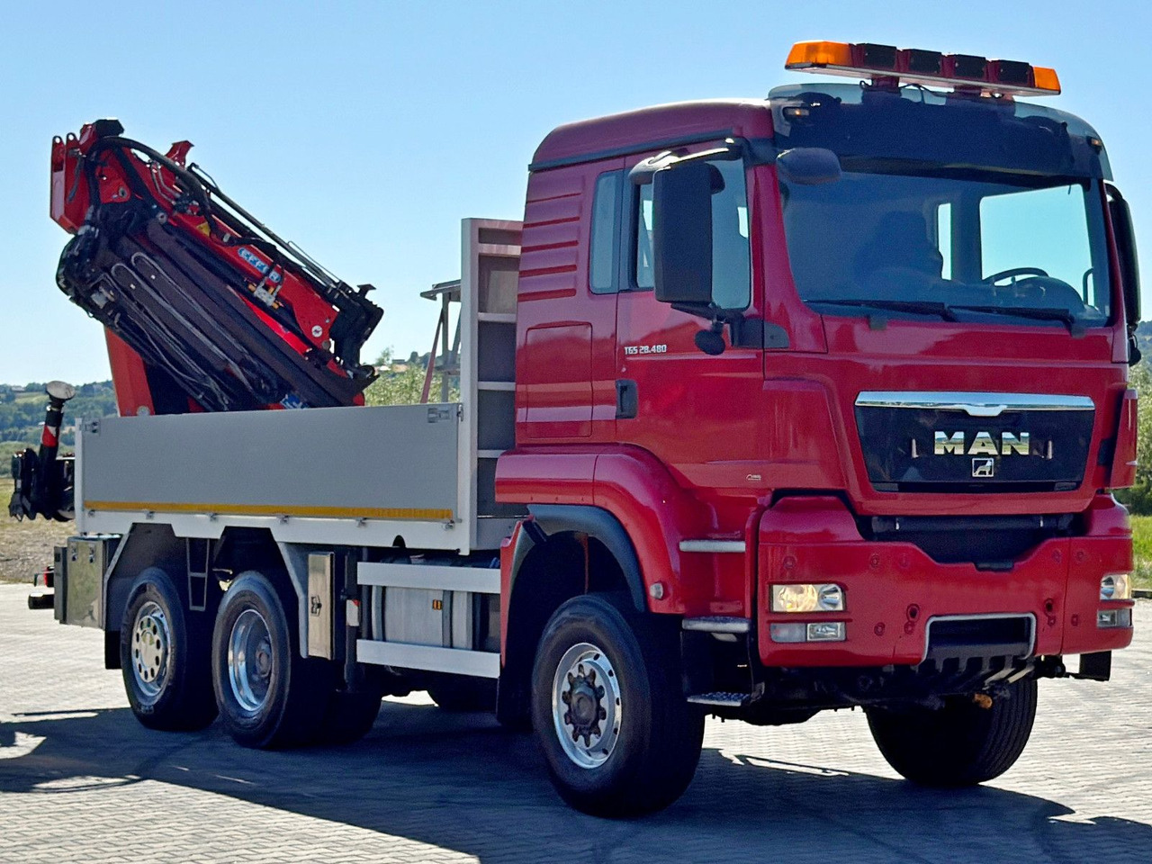 MAN TGS 28.480 * EFFER 255/5S + JIB 3S + FUNK * TOP - Darus autó: 3 kép. MAN TGS 28.480 * EFFER 255/5S + JIB 3S + FUNK * TOP - Darus autó: 3 kép.