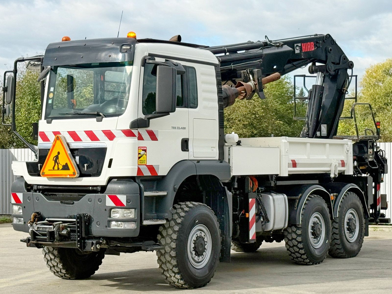 MAN TGS 33.400* HIAB 422 EP-5HIPRO * 6x6 * TOP - Darus autó: 4 kép. MAN TGS 33.400* HIAB 422 EP-5HIPRO * 6x6 * TOP - Darus autó: 4 kép.
