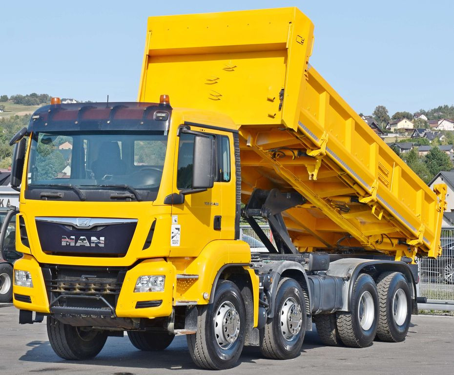 MAN TGS 35.400 KIPPER 5,90 m + BORDMATIC * 8x4 MAN TGS 35.400 KIPPER 5,90 m + BORDMATIC * 8x4 - Billenőplatós teherautó: 5 kép. MAN TGS 35.400 KIPPER 5,90 m + BORDMATIC * 8x4 MAN TGS 35.400 KIPPER 5,90 m + BORDMATIC * 8x4 - Billenőplatós teherautó: 5 kép.