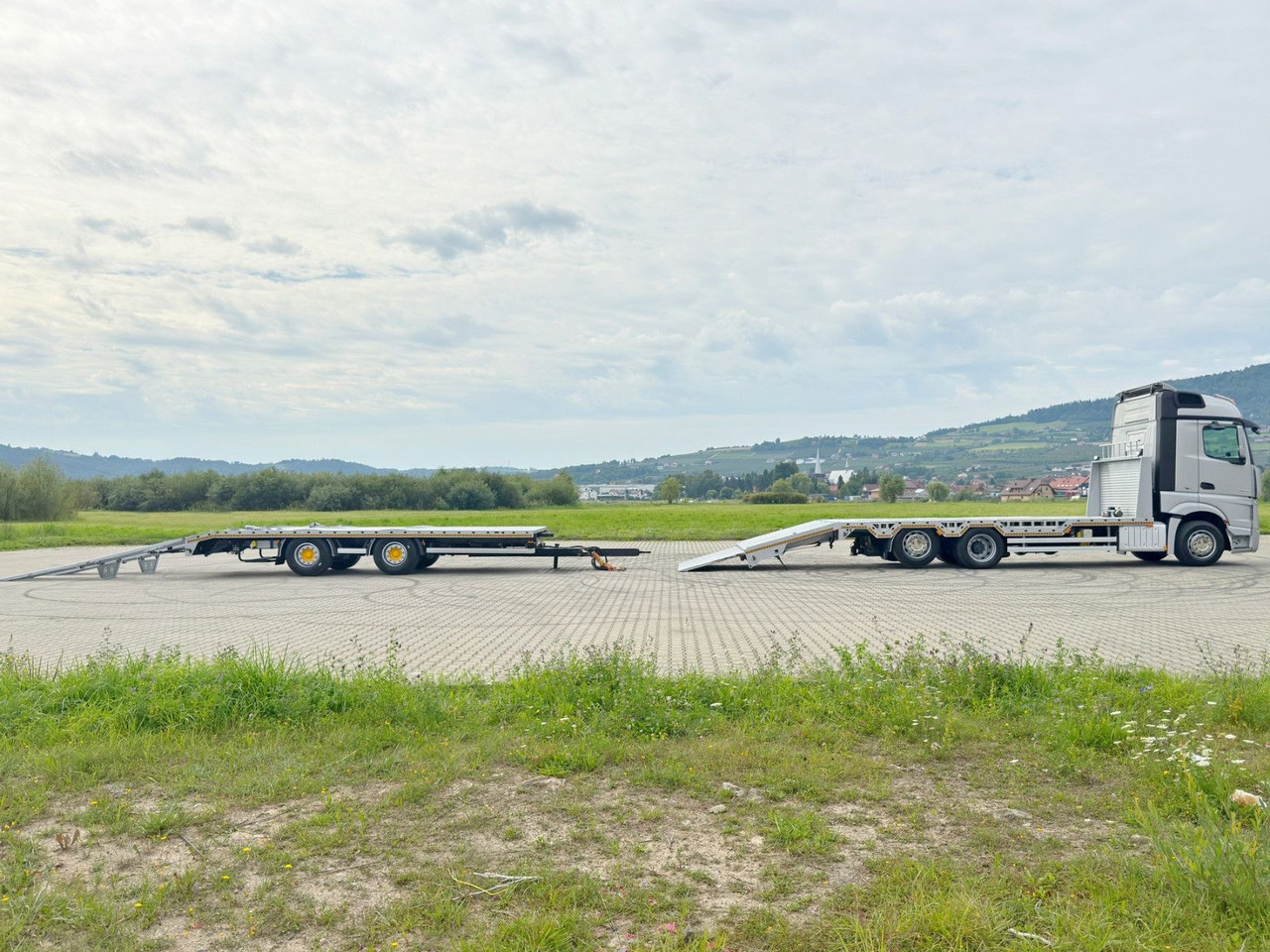 Mercedes-Benz ACTROS 2542 *ABSCHLEPPWAGEN 8,50m+Anhänger 7,32m - Vontató: 5 kép. Mercedes-Benz ACTROS 2542 *ABSCHLEPPWAGEN 8,50m+Anhänger 7,32m - Vontató: 5 kép.