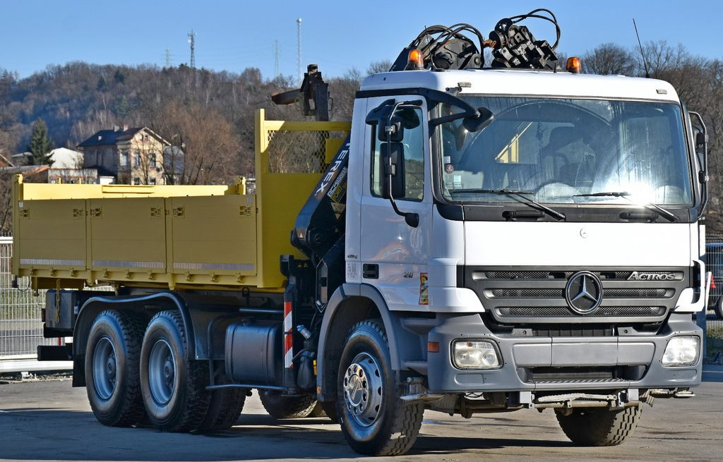 Mercedes-Benz ACTROS 2636 * TEREX 165.2E - A4 + FUNK/6x4 Mercedes-Benz ACTROS 2636 * TEREX 165.2E - A4 + FUNK/6x4 - Darus autó, Billenőplatós teherautó: 3 kép. Mercedes-Benz ACTROS 2636 * TEREX 165.2E - A4 + FUNK/6x4 Mercedes-Benz ACTROS 2636 * TEREX 165.2E - A4 + FUNK/6x4 - Darus autó, Billenőplatós teherautó: 3 kép.