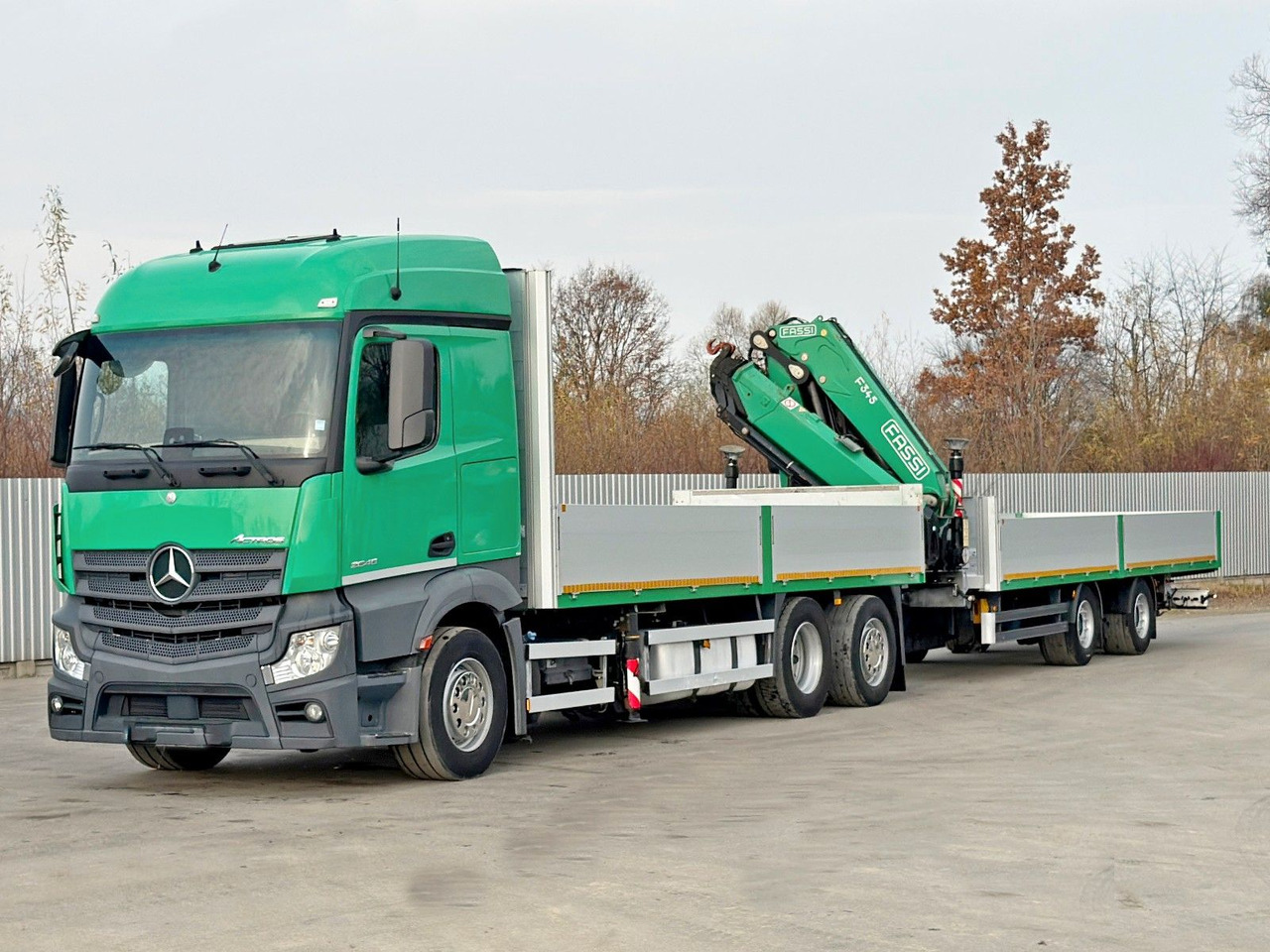Mercedes-Benz ACTROS 264 * FASSI F 345.24 + FUNK + Anhänger - Darus autó: 4 kép. Mercedes-Benz ACTROS 264 * FASSI F 345.24 + FUNK + Anhänger - Darus autó: 4 kép.