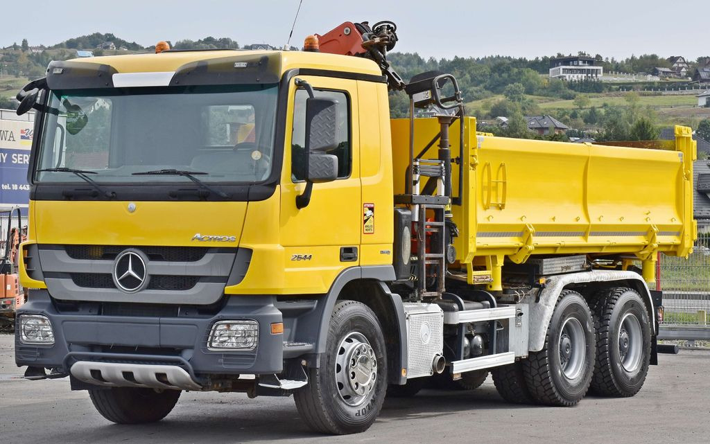 Mercedes-Benz ACTROS 2644 * PK 16001 - K A/FUNK * 6x4 - Darus autó, Billenőplatós teherautó: 5 kép. Mercedes-Benz ACTROS 2644 * PK 16001 - K A/FUNK * 6x4 - Darus autó, Billenőplatós teherautó: 5 kép.