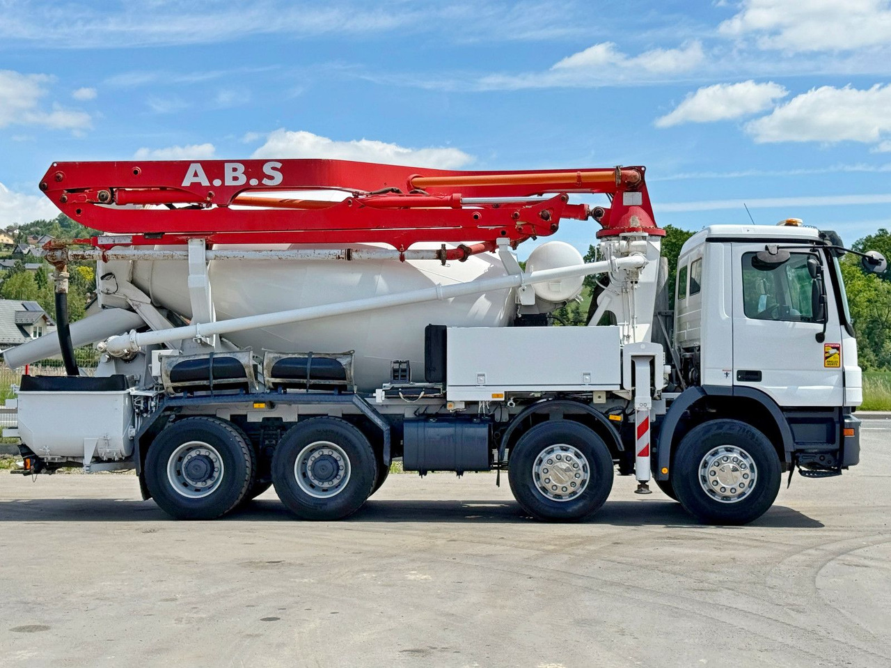 Mercedes-Benz ACTROS 3241* Betonpumpe 21m *8x4 * Top Zustand Mercedes-Benz ACTROS 3241* Betonpumpe 21m *8x4 * Top Zustand - Betonpumpa: 3 kép. Mercedes-Benz ACTROS 3241* Betonpumpe 21m *8x4 * Top Zustand Mercedes-Benz ACTROS 3241* Betonpumpe 21m *8x4 * Top Zustand - Betonpumpa: 3 kép.