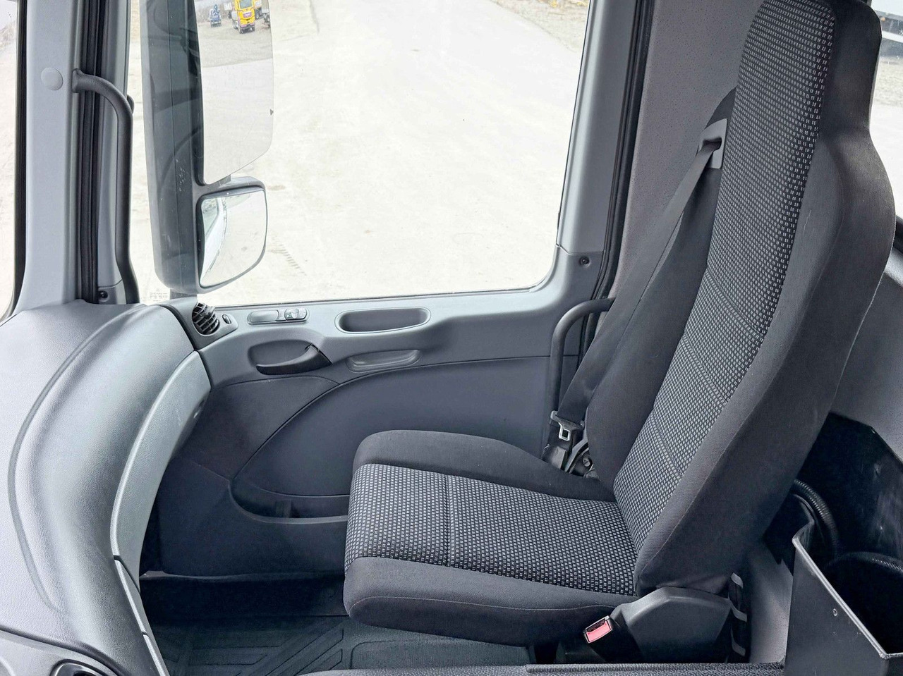 Betonpumpa Mercedes-Benz ACTROS 3241 * Betonpumpe 24 m + FUNK / 8x4: 8 kép.