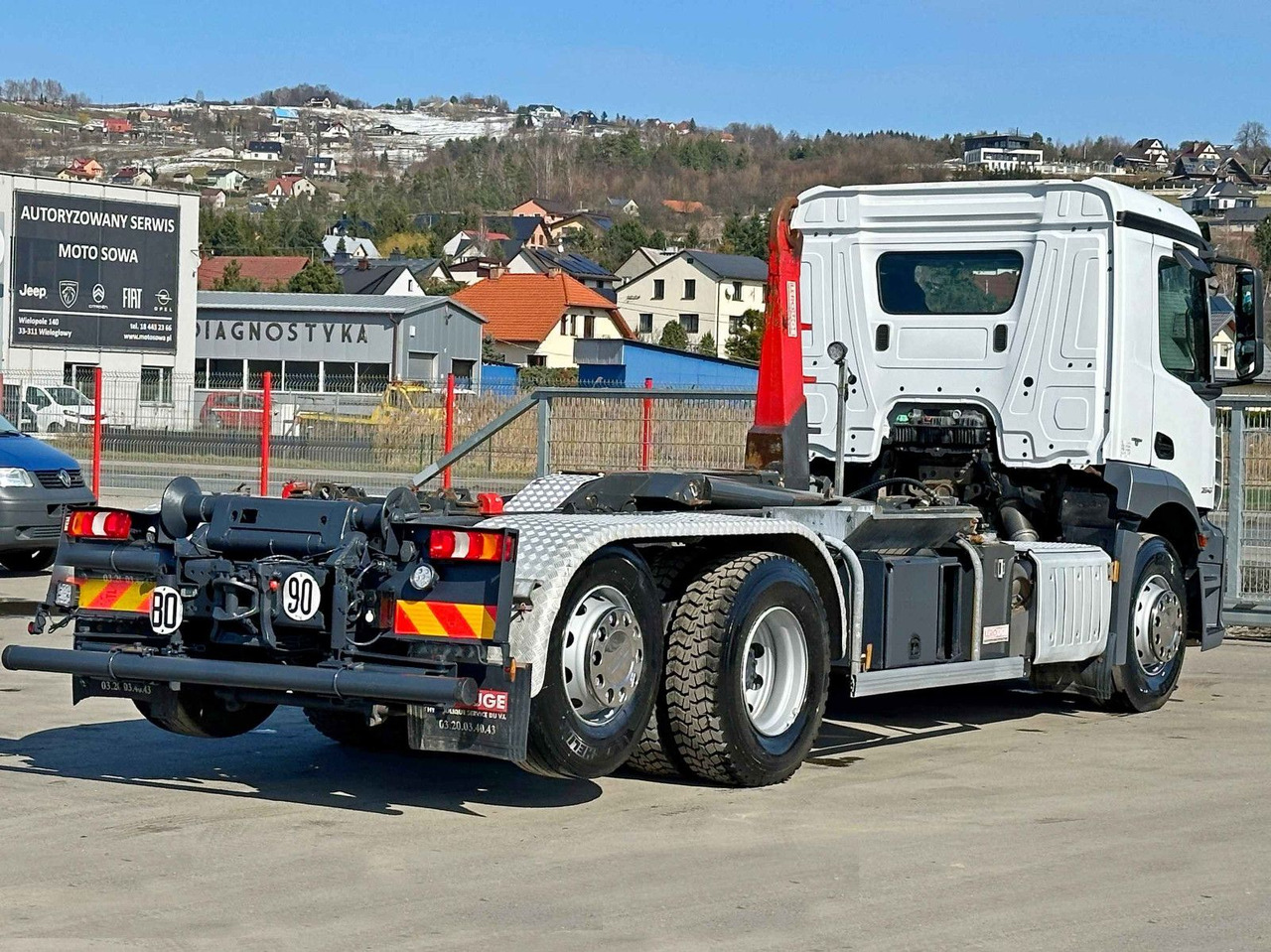 Mercedes-Benz ANTOS 2543 Abrollkipper * Top Zustand! - Horgos rakodó teherautó: 5 kép. Mercedes-Benz ANTOS 2543 Abrollkipper * Top Zustand! - Horgos rakodó teherautó: 5 kép.