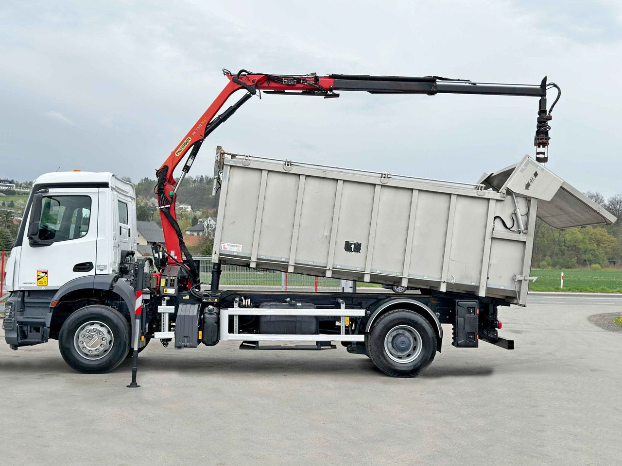 Mercedes-Benz AROCS 1830* KIPPER 5,00m * PK 7.501 SLD A + FUNK - Darus autó: 5 kép. Mercedes-Benz AROCS 1830* KIPPER 5,00m * PK 7.501 SLD A + FUNK - Darus autó: 5 kép.