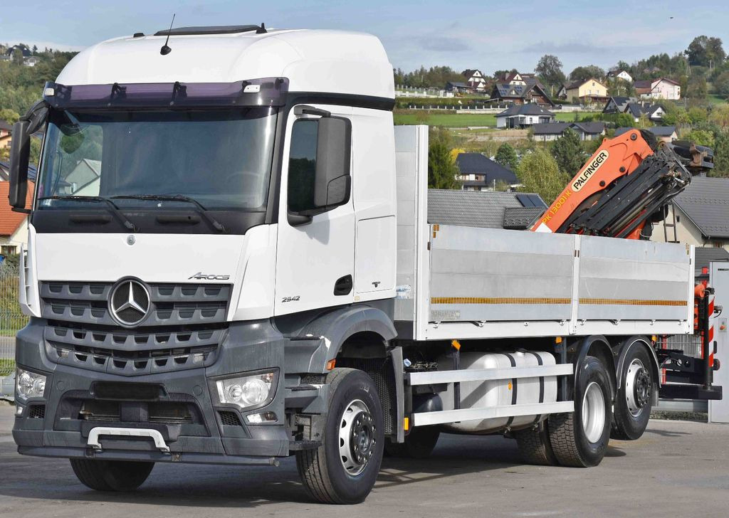 Mercedes-Benz AROCS 2542* PK 13001-K B* TOPZUSTAND - Darus autó, Platós teherautó: 4 kép. Mercedes-Benz AROCS 2542* PK 13001-K B* TOPZUSTAND - Darus autó, Platós teherautó: 4 kép.
