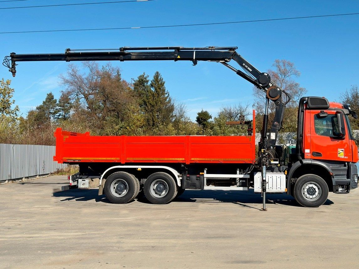 Mercedes-Benz AROCS 2640 *HIAB 144 BS - 3/FUNK + * 6x4 - Billenőplatós teherautó, Darus autó: 5 kép. Mercedes-Benz AROCS 2640 *HIAB 144 BS - 3/FUNK + * 6x4 - Billenőplatós teherautó, Darus autó: 5 kép.