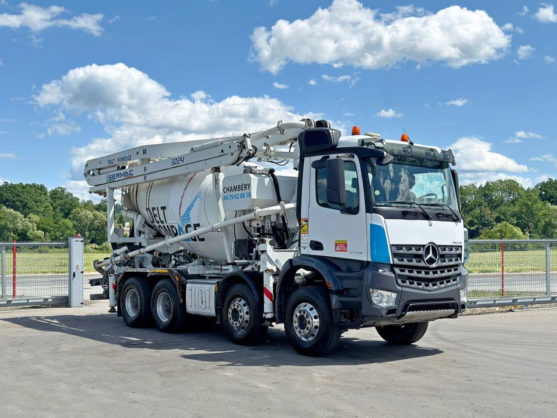 Mercedes-Benz AROCS 3743 * Betonpumpe + FUNK * 8x4 * TOP - Betonpumpa: 1 kép. Mercedes-Benz AROCS 3743 * Betonpumpe + FUNK * 8x4 * TOP - Betonpumpa: 1 kép.