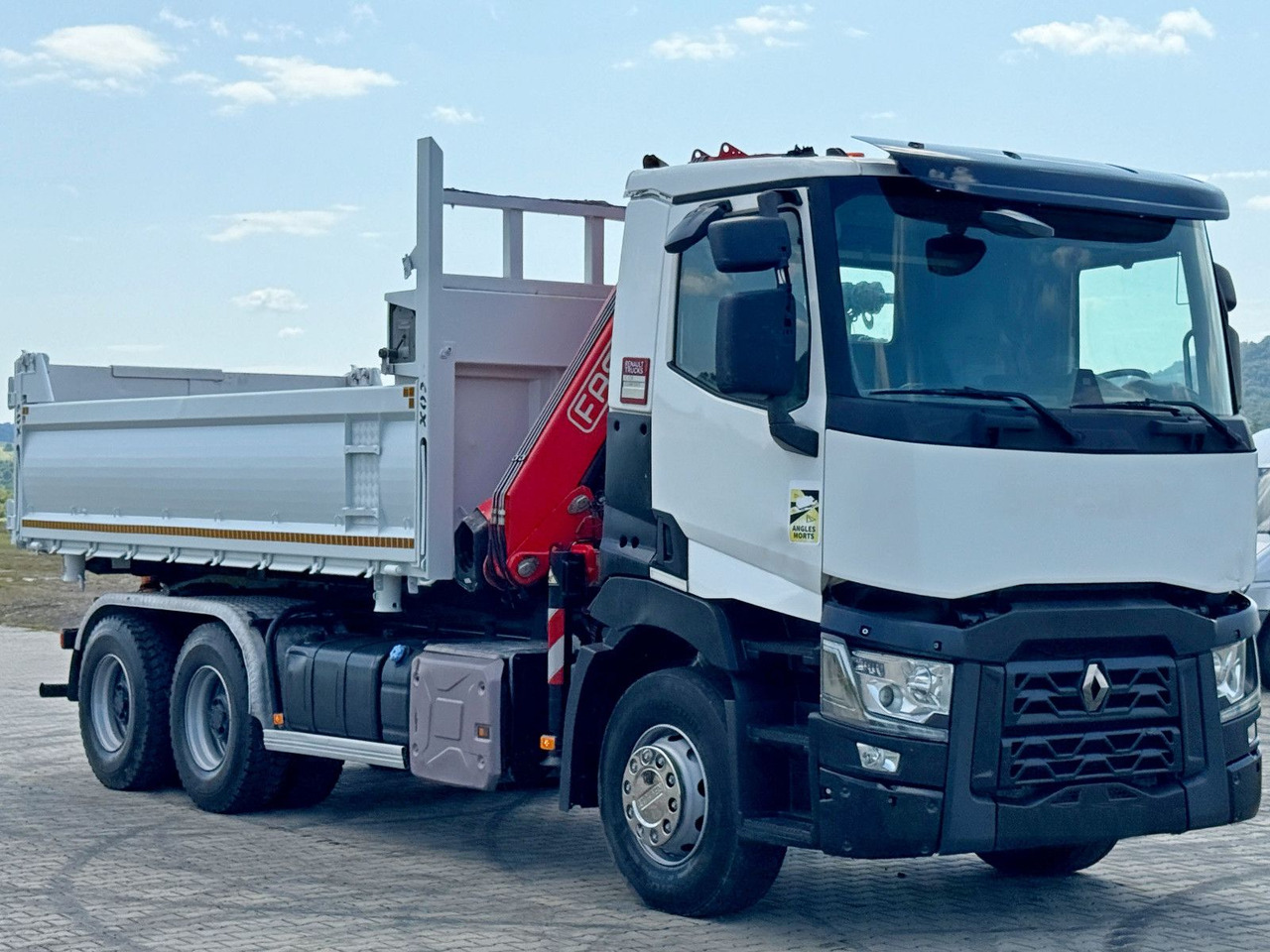 Renault C 430 * FASSI F165A.0.23 + FUNK * 6x4 - Billenőplatós teherautó, Darus autó: 4 kép. Renault C 430 * FASSI F165A.0.23 + FUNK * 6x4 - Billenőplatós teherautó, Darus autó: 4 kép.