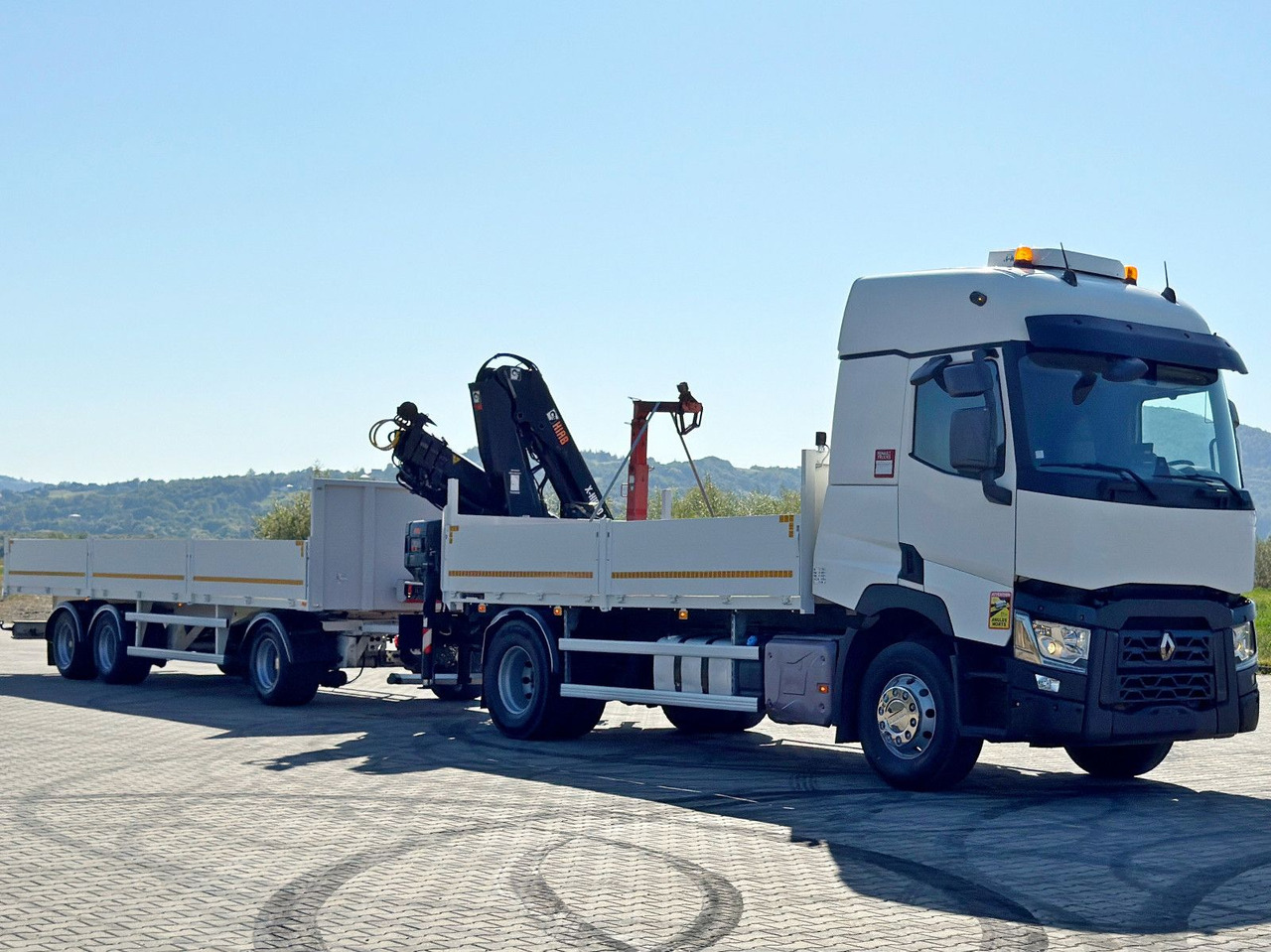 Renault C 440* HIAB X-HIDUO 138 B-3 + FUNK + Anhänger - Darus autó: 3 kép. Renault C 440* HIAB X-HIDUO 138 B-3 + FUNK + Anhänger - Darus autó: 3 kép.