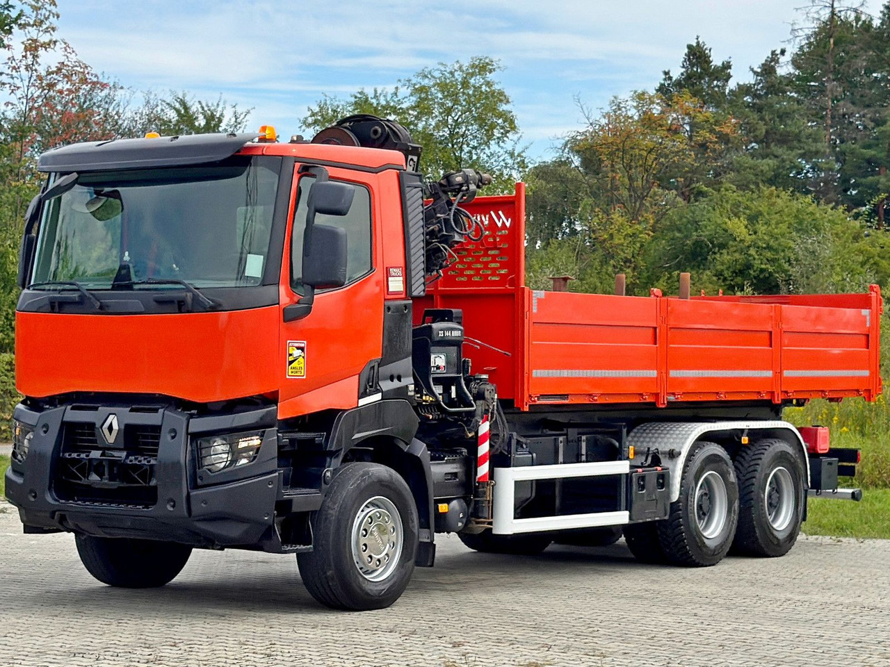 Renault K 380 * HIAB 144 BS - 3 HIDUO + FUNK * 6x4 * TOP - Billenőplatós teherautó, Darus autó: 4 kép. Renault K 380 * HIAB 144 BS - 3 HIDUO + FUNK * 6x4 * TOP - Billenőplatós teherautó, Darus autó: 4 kép.