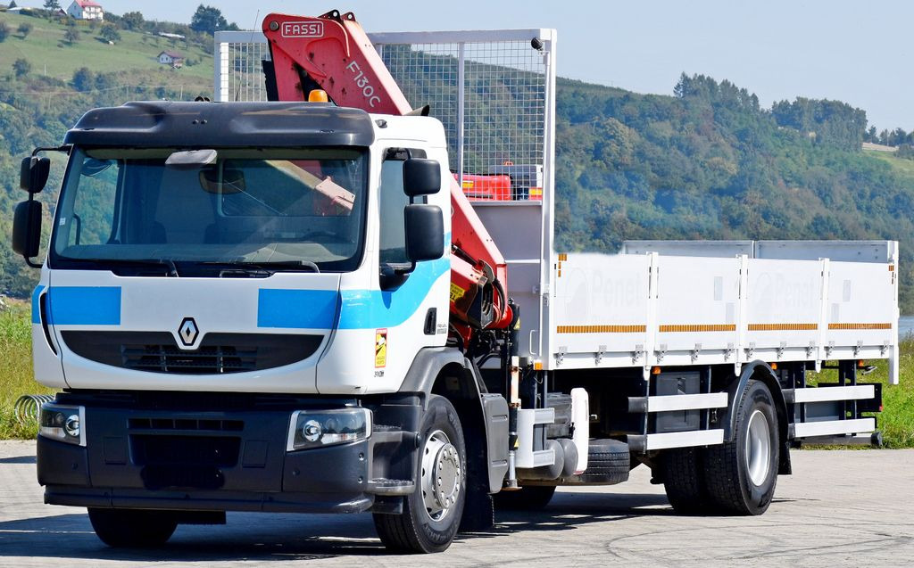 Renault Premium 310 DXI* FASSI F130AC.23+FUNK* TOP - Darus autó, Platós teherautó: 3 kép. Renault Premium 310 DXI* FASSI F130AC.23+FUNK* TOP - Darus autó, Platós teherautó: 3 kép.