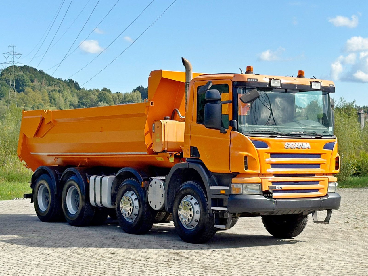 Scania P 380 Kipper * 8x4 * TOPZUSTAND - Billenőplatós teherautó: 1 kép. Scania P 380 Kipper * 8x4 * TOPZUSTAND - Billenőplatós teherautó: 1 kép.