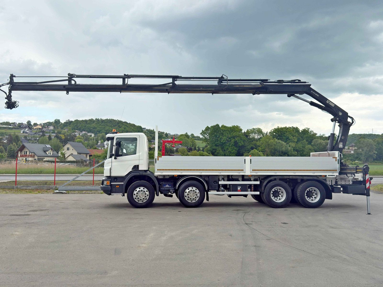 Scania P 410*PLATFORM 7,00m*HIAB 244 E-5 HIPRO+FUNK/8x4 Scania P 410*PRITSCHE 7,00m*HIAB 244 E-5 HIPRO+FUNK/8x4 - Darus autó, Platós teherautó: 5 kép. Scania P 410*PLATFORM 7,00m*HIAB 244 E-5 HIPRO+FUNK/8x4 Scania P 410*PRITSCHE 7,00m*HIAB 244 E-5 HIPRO+FUNK/8x4 - Darus autó, Platós teherautó: 5 kép.