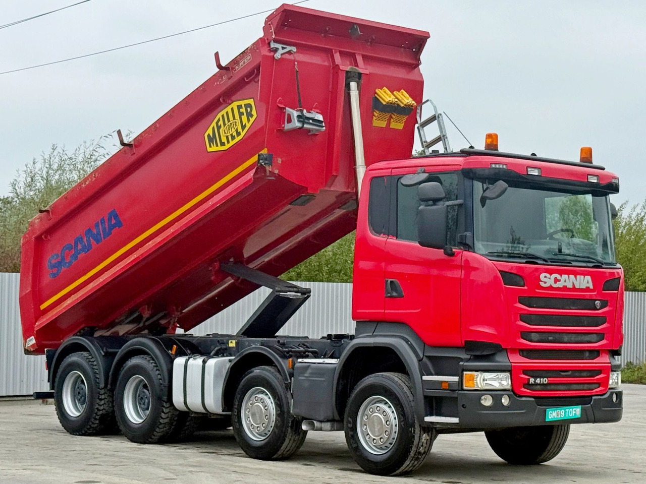Scania R 410 * Kipper * TOPZUSTAND / 8x4 - Billenőplatós teherautó: 4 kép. Scania R 410 * Kipper * TOPZUSTAND / 8x4 - Billenőplatós teherautó: 4 kép.