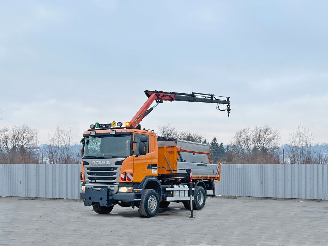 Scania R 420 KIPPER 4,15 m * PK 11002/FUNK * sandblaste - Darus autó: 3 kép. Scania R 420 KIPPER 4,15 m * PK 11002/FUNK * sandblaste - Darus autó: 3 kép.